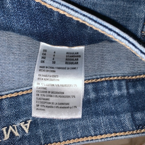 American Eagle super stretch X jeans. Size 6 - Picture 2 of 2